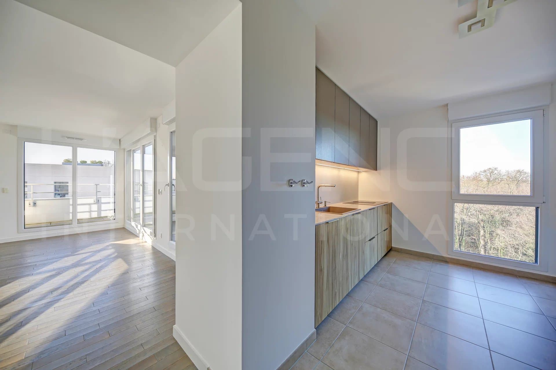 APPARTEMENT RECENT AVEC VUE DEGAGEE - Image 7