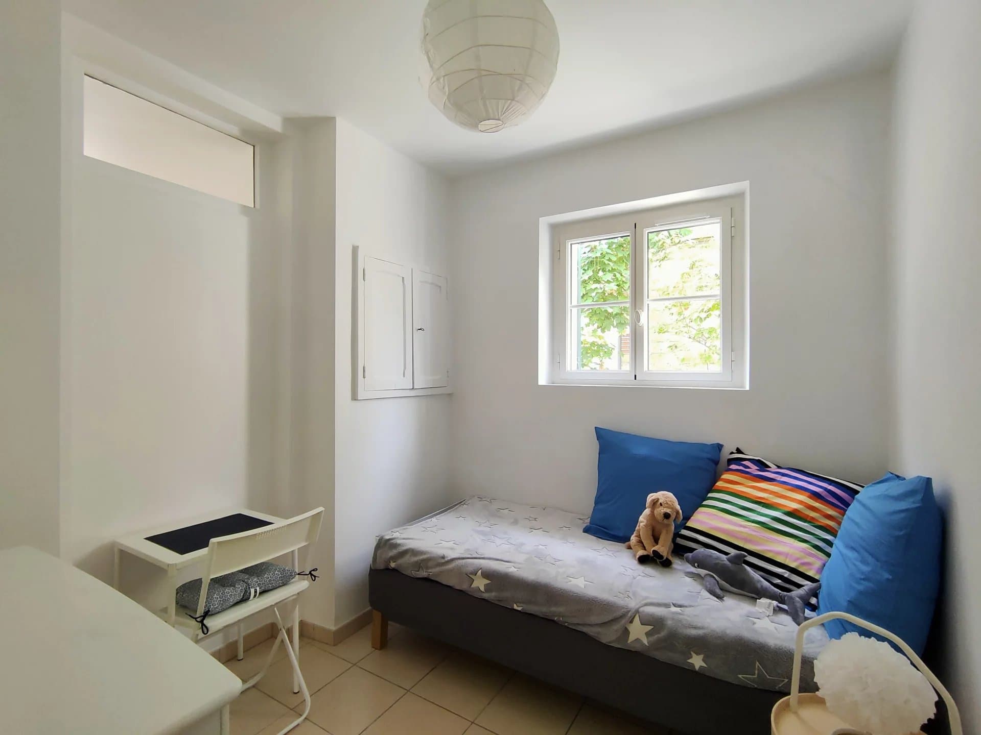 LE VESINET - LOCATION MEUBLEE AVEC JARDIN - Image 11