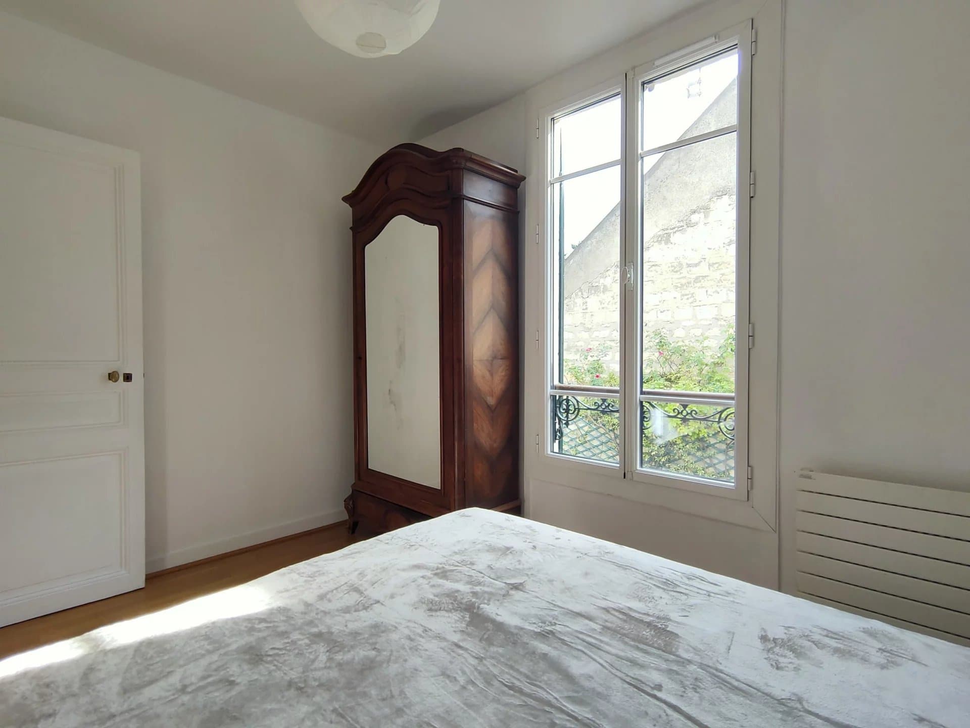 LE VESINET - LOCATION MEUBLEE AVEC JARDIN - Image 13