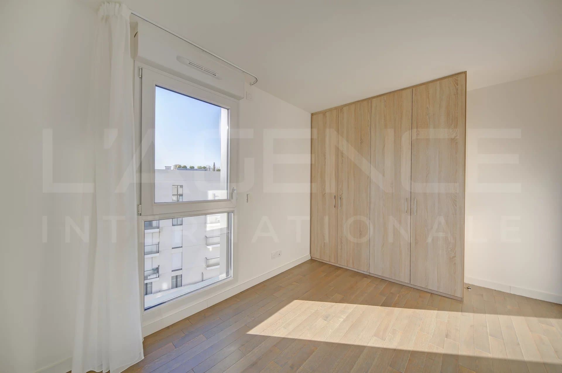 APPARTEMENT RECENT AVEC VUE DEGAGEE - Image 12